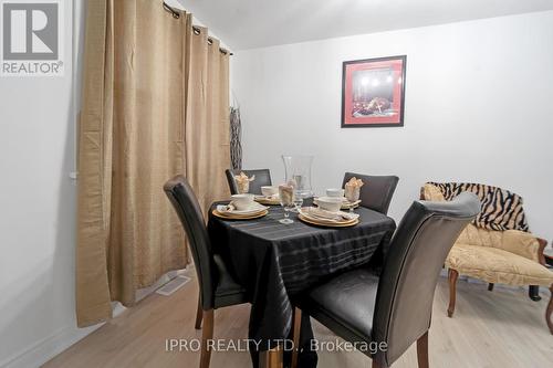 86 Sprucedale St, Highlands East, ON - Indoor Photo Showing Dining Room