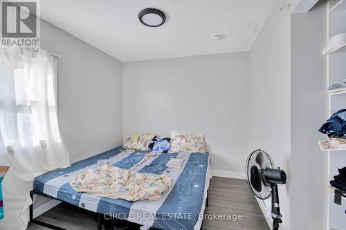 1160 - 1162 Richmond Street, Windsor, ON - Indoor Photo Showing Bedroom