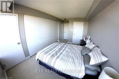 6 Willow Street, Waterloo, ON - Indoor Photo Showing Bedroom