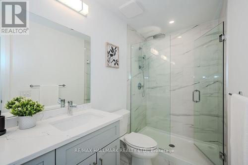 #1203 -71 Wyndham St S, Guelph, ON - Indoor Photo Showing Bathroom