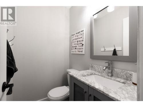 3624 Eagle Bay Road, Eagle Bay, BC - Indoor Photo Showing Bathroom