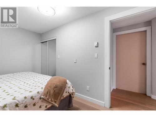 3624 Eagle Bay Road, Eagle Bay, BC - Indoor Photo Showing Bedroom