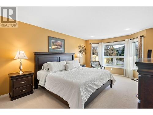 663 Pimlico Road, Kelowna, BC - Indoor Photo Showing Bedroom