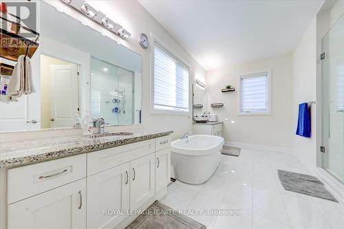 40 Klein Mills Rd, Vaughan, ON - Indoor Photo Showing Bathroom