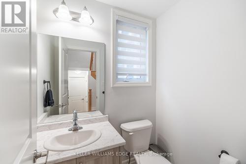 84 Wood Cres, Essa, ON - Indoor Photo Showing Bathroom