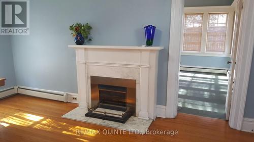 186 Albert St, Belleville, ON - Indoor With Fireplace