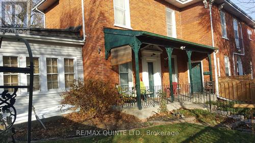 186 Albert St, Belleville, ON - Outdoor With Facade