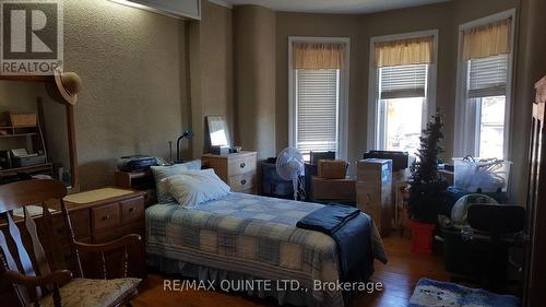 186 Albert St, Belleville, ON - Indoor Photo Showing Bedroom
