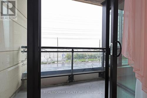 406 - 2900 Highway 7 Road, Vaughan, ON -  With Balcony With Exterior