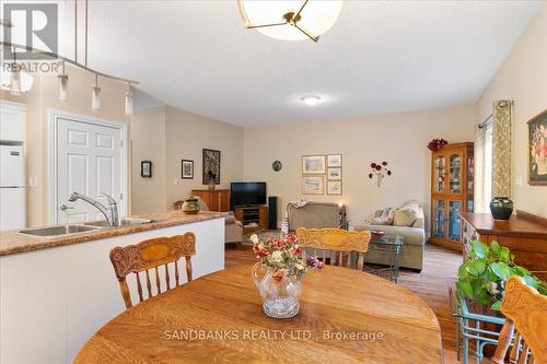 21 - 1 Rosemary Crt, Prince Edward County, ON - Indoor Photo Showing Dining Room