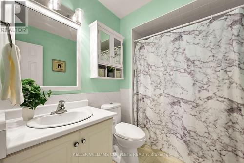 77 Griselda Cres, Brampton, ON - Indoor Photo Showing Bathroom