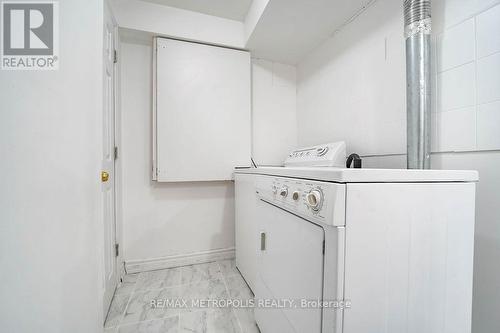 Bsmt - 28 Brando Avenue, Markham, ON - Indoor Photo Showing Laundry Room
