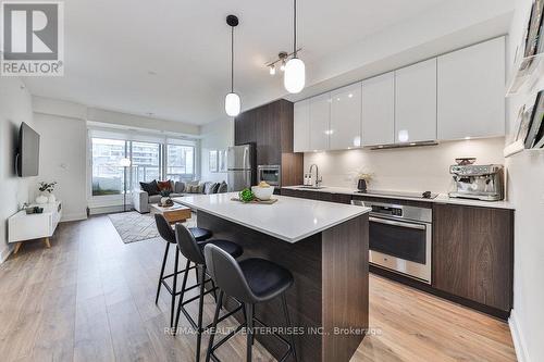 #202 -8 Ann St, Mississauga, ON - Indoor Photo Showing Kitchen With Upgraded Kitchen