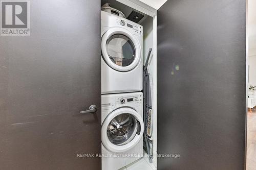 #202 -8 Ann St, Mississauga, ON - Indoor Photo Showing Laundry Room