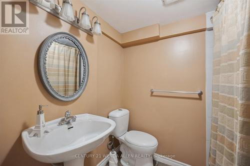 128 Warwick Ave, Ajax, ON - Indoor Photo Showing Bathroom