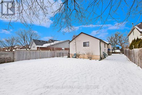 1945 Whites Rd, Pickering, ON - Outdoor