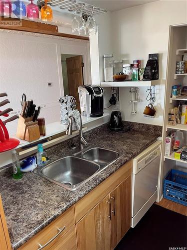 18 Proctor Drive, Blackstrap Shields, SK - Indoor Photo Showing Kitchen With Double Sink