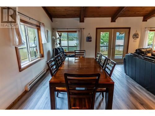 8323 Trans Canada Highway, Revelstoke, BC - Indoor Photo Showing Dining Room