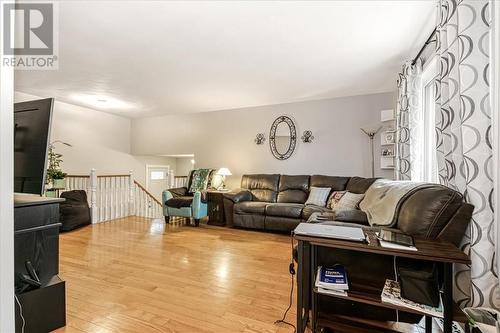 4484 Tate Boulevard, Val Therese, ON - Indoor Photo Showing Living Room