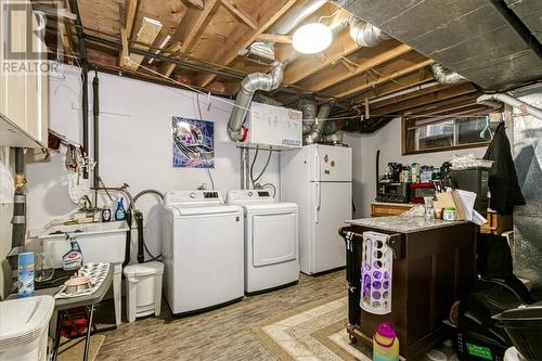 4484 Tate Boulevard, Val Therese, ON - Indoor Photo Showing Laundry Room