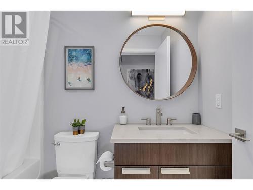 3398 Mckinley Beach Lane Unit# 202, Kelowna, BC - Indoor Photo Showing Bathroom