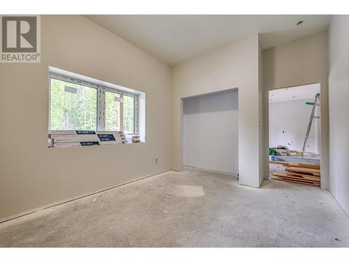 40 Lidstone Road, Salmon Arm, BC - Indoor Photo Showing Other Room