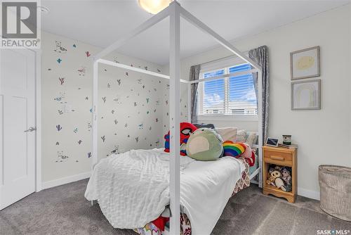 221 Dubois Crescent, Saskatoon, SK - Indoor Photo Showing Bedroom