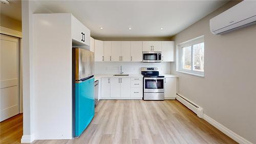 410 Hazel Street|Unit #204, Waterloo, ON - Indoor Photo Showing Kitchen With Stainless Steel Kitchen