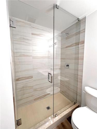 470 Dundas Street E|Unit #415, Waterdown, ON - Indoor Photo Showing Bathroom