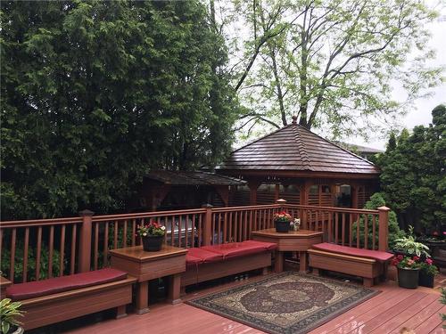 15 Cedarlawn Court, Hamilton, ON - Outdoor With Deck Patio Veranda