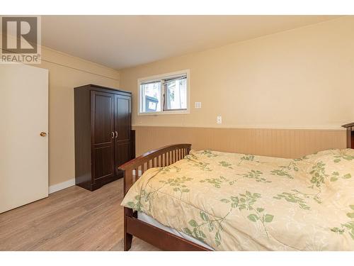 606 Forest Park Street, Sicamous, BC - Indoor Photo Showing Bedroom