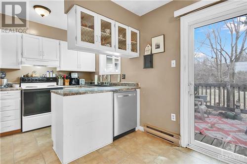 77 Carleton Street, Almonte, ON - Indoor Photo Showing Kitchen