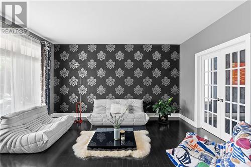 Living Room - 2560 Half Moon Bay, Ottawa, ON - Indoor Photo Showing Other Room