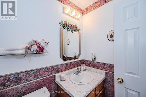 187 Municipal Street, Guelph, ON - Indoor Photo Showing Bathroom