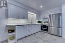 379 Griffith St, London, ON  - Indoor Photo Showing Kitchen With Stainless Steel Kitchen 