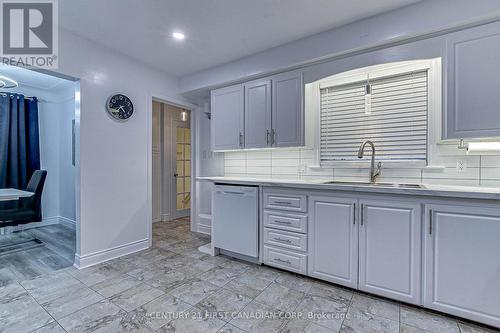 379 Griffith Street, London, ON - Indoor Photo Showing Kitchen