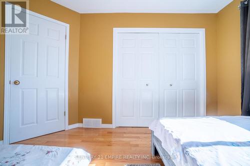 269 Hungerford St, London, ON - Indoor Photo Showing Bedroom