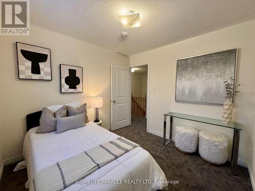 916 Bamford Terr, Peterborough, ON - Indoor Photo Showing Bedroom