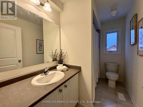 916 Bamford Terrace, Peterborough, ON - Indoor Photo Showing Bathroom