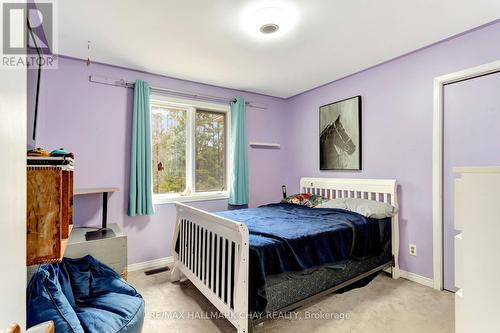 12 Pine Ridge Trail, Oro-Medonte, ON - Indoor Photo Showing Bedroom