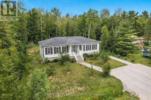 19 Castleton Dr, Tiny, ON - Outdoor