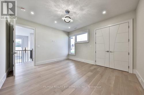 1372 Kenmuir Ave, Mississauga, ON - Indoor Photo Showing Other Room