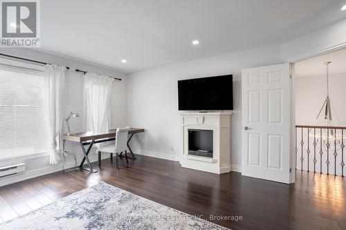 1451 Indian Rd, Mississauga, ON - Indoor Photo Showing Other Room