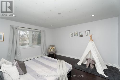 1451 Indian Rd, Mississauga, ON - Indoor Photo Showing Bedroom