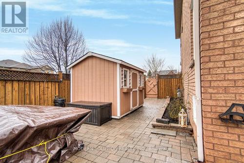 996 Deer Valley Dr, Oshawa, ON - Outdoor With Exterior