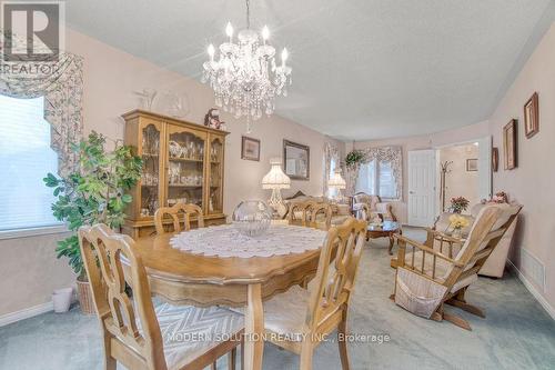 996 Deer Valley Dr, Oshawa, ON - Indoor Photo Showing Dining Room