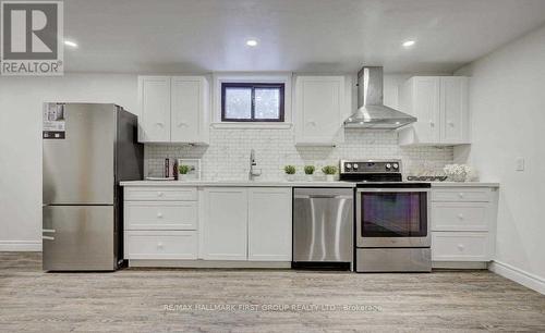 167 Harmony Rd N, Oshawa, ON - Indoor Photo Showing Kitchen With Upgraded Kitchen