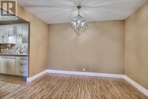 #310 -155 Main St N, Newmarket, ON - Indoor