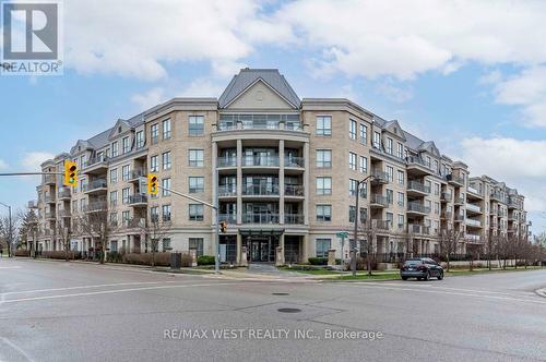 #324 -180 John West Way, Aurora, ON - Outdoor With Balcony With Facade