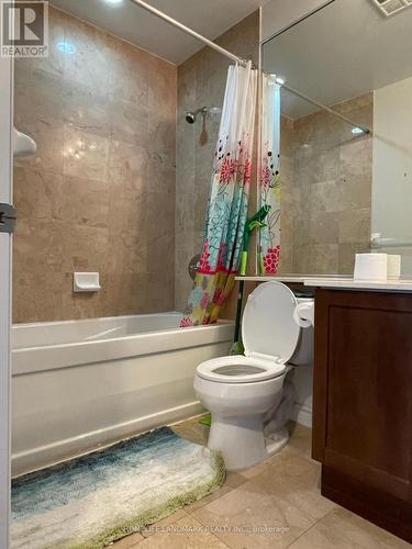 3801 - 761 Bay Street, Toronto, ON - Indoor Photo Showing Bathroom